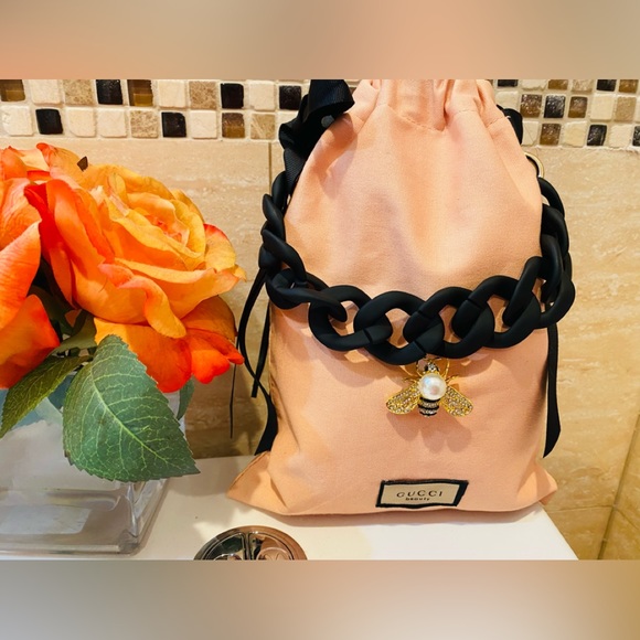 Gucci Handbags - Gucci Beauty Drawstring Pouch
